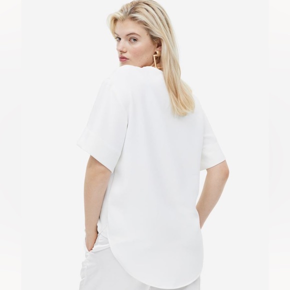 H&M V-neck Top - Picture 4 of 5